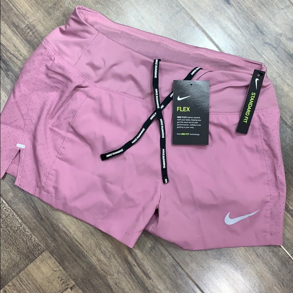 NIKE Women’s running shorts with Dri-Fit Technolog - Picture 2 of 16